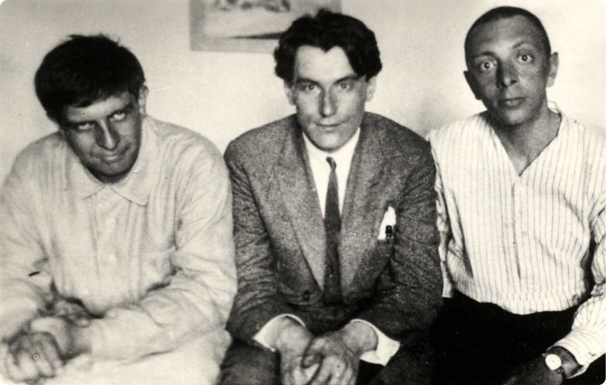 Э. Багрицкий, В. Катаев, Я. Бельский. 1925 г.